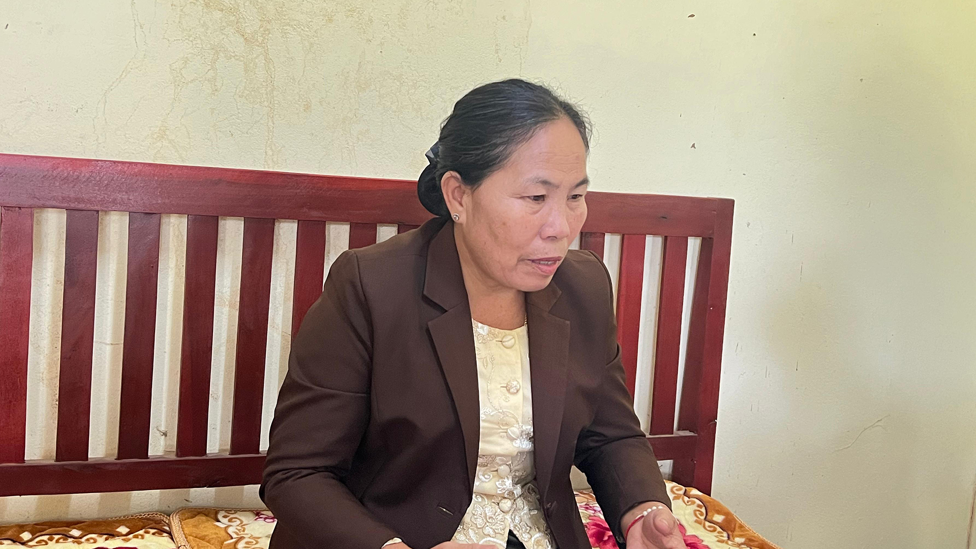 Mrs. Khamsone PONEKHAMDY
